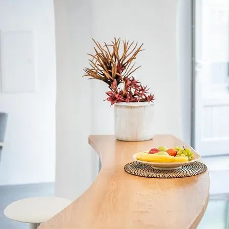 Veneston Suites, Lina Fira (Santorini)