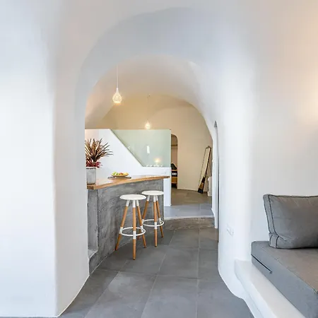 Veneston Suites, Lina Fira (Santorini)