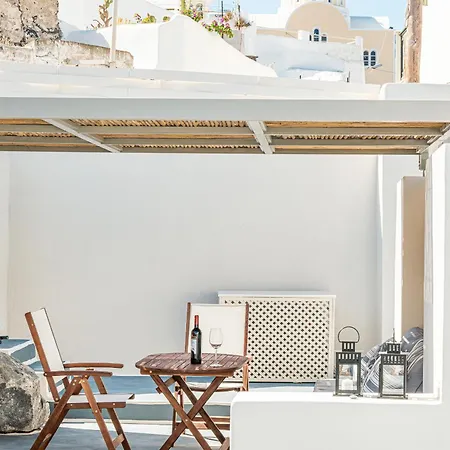 Veneston Suites, Lina Villa